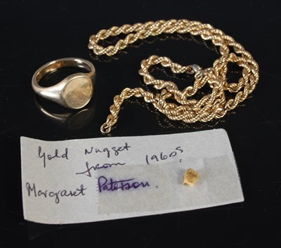 Lot 194 - A gentleman's 9ct gold signet ring, size W 1/2,...