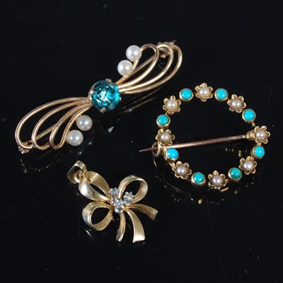Lot 189 - A 9ct gold pearl and gem set brooch, 3.2g; a...