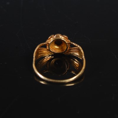 Lot 287 - A yellow metal split pearl and cameo carved...