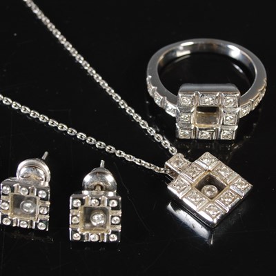 Lot 298 - A suite of white gold and diamond studded...