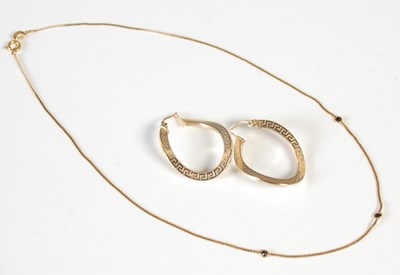 Lot 302 - A group of gold jewellery, to include a 9ct...