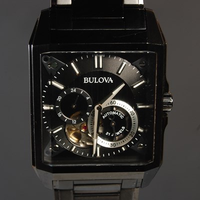 Lot 317 - A gentleman's Bulova Automatic bracelet watch...