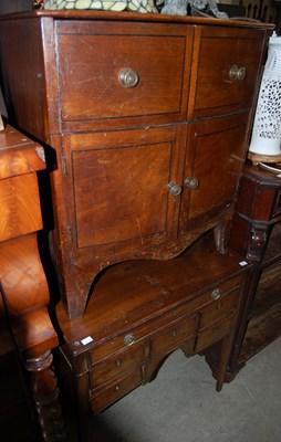 Lot 728 - A group of furniture to include oak Arts and...