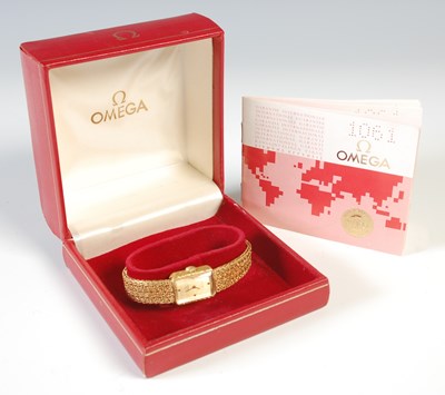 Lot 9 - A vintage ladies Omega De Ville 18ct gold...