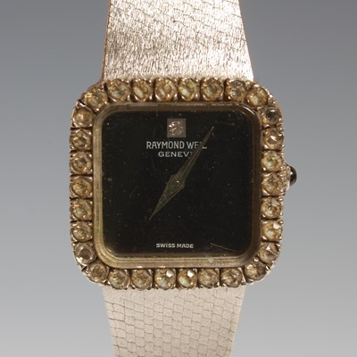 Lot 11 - A ladies Raymond Weil, Geneve, stainless steel...