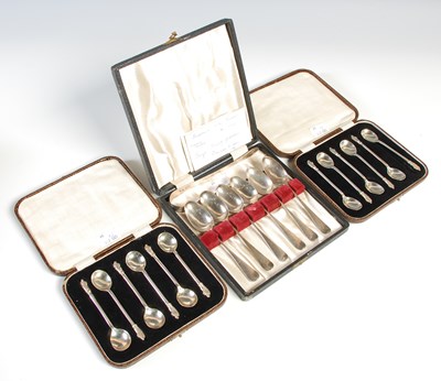 Lot 128 - A cased set of six silver teaspoons and sugar...