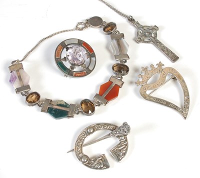 Lot 211 - A group of five pieces of Scottish silver and...
