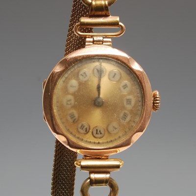 Lot 283 - A vintage 9ct gold cased ladies wristwatch on...