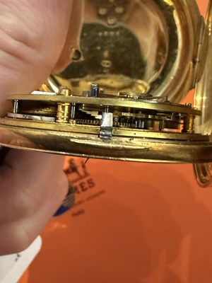 Lot 287 - An 18ct gold hunter cased key wind pocket...