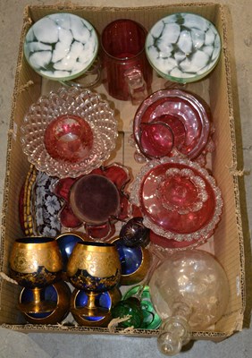 Lot 475 - A box of assorted glassware, to include...