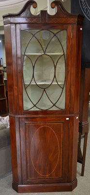 Lot 735 - A 19th century mahogany and boxwood lined...