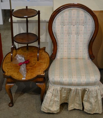 Lot 678 - A 19th century slipper chair with turned legs...