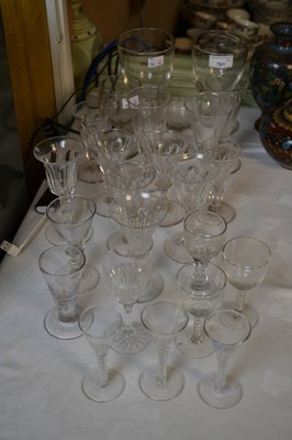 Lot 761 - A group of 19th century glassware to include a...