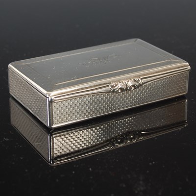 Lot 92 - A William IV Scottish silver snuff box, by...