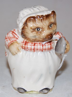 Lot 25 - A vintage Beswick Beatrix Potter figure of...