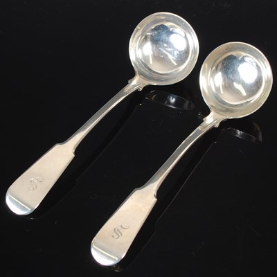 Lot 195 - A pair of Scottish provincial silver toddy...