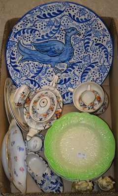 Lot 875 - A box of assorted ceramics, to include a part...