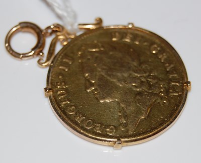 Lot 48 - A George II, 1739 gold Guinea in later 9ct...