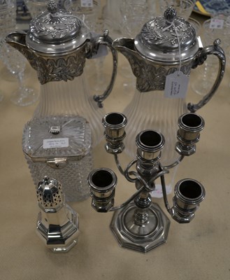 Lot 844 - A group of assorted cut glass crystal and...