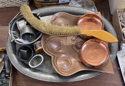 Lot 695 - A group of assorted pewter ware, to include...