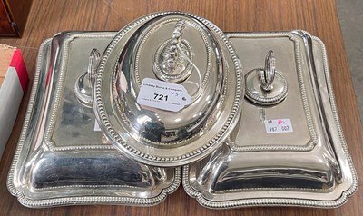 Lot 721 - A pair of silver plated tureens with covers,...