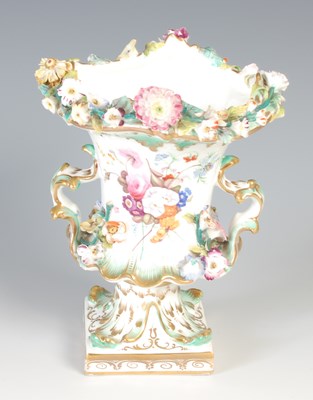Lot 662 - A 19th century English porcelain flower...