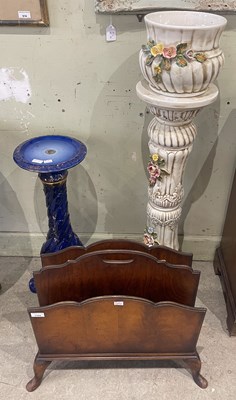 Lot 1154 - A 20th century Italian Capodimonte porcelain...