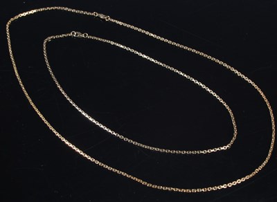 Lot 316 - Two yellow metal necklaces, both test as 9ct...