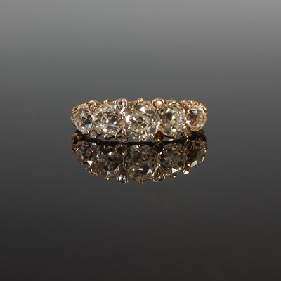 Lot 329 - A late 19th / early 20th century yellow metal...