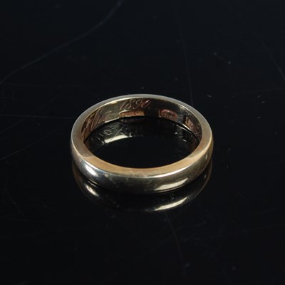 Lot 343 - A late 19th century Indian gold wedding ring,...