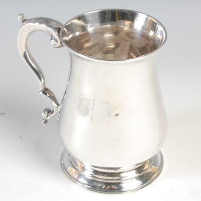 Lot 222 - A George III silver plain baluster mug, by...