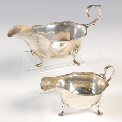 Lot 223 - A Sheffield silver sauce boat, by J&W Deakin;...