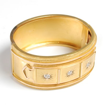 Lot 366 - A late 19th century yellow metal three stone...