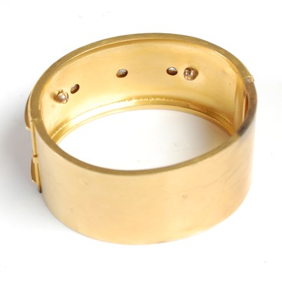 Lot 366 - A late 19th century yellow metal three stone...