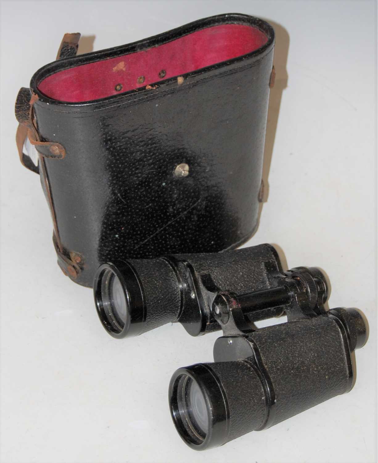 Lot 284 - A vintage cased set of Tecnar by Swift Coated...