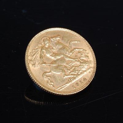 Lot 499 - A George V gold half sovereign, dated 1914.