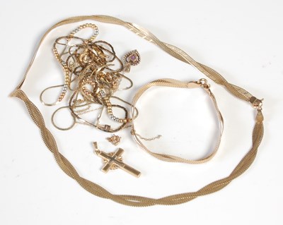 Lot 455 - A group of 9ct gold jewellery, to include...