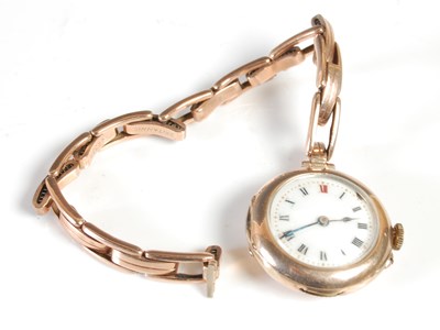 Lot 537 - A vintage ladies 9ct gold cased wristwatch,...
