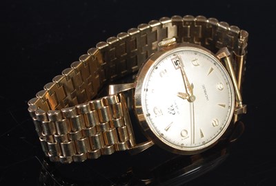 Lot 540 - A vintage gentleman's Elco 9ct gold cased...