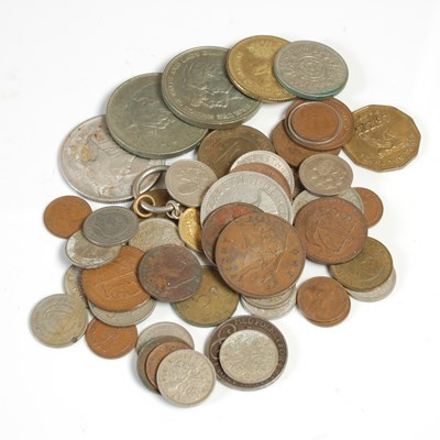 Lot 559 - A collection of assorted vintage coins, to...