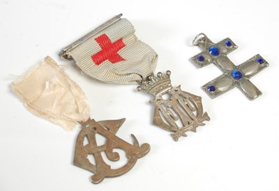 Lot 576 - Great War interest, a pewter semi-precious gem...