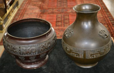 Lot 781 - A Chinese bronze archaic style vase, the...