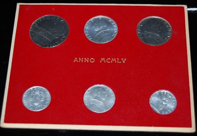 Lot 95 - A Citta del Vaticano six coin proof set, 1955...