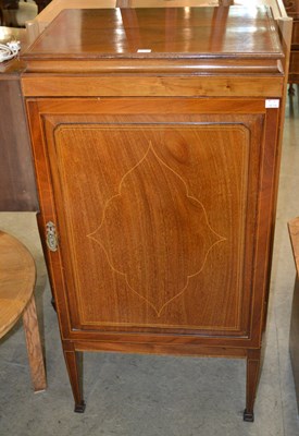Lot 874 - An Edwardian mahogany and boxwood lined single...