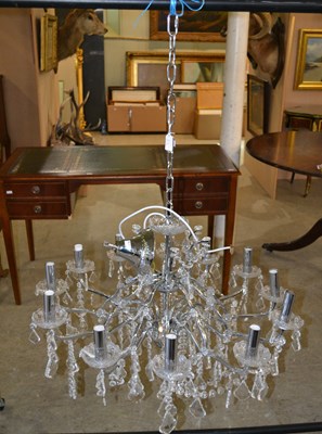 Lot 907 - A large 20th century twelve light chandelier,...