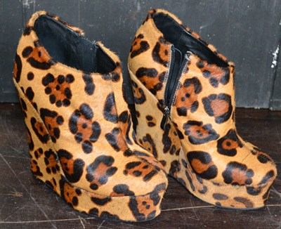 Lot 474 - A pair of Giuseppe Zanotti leopard print wedge...