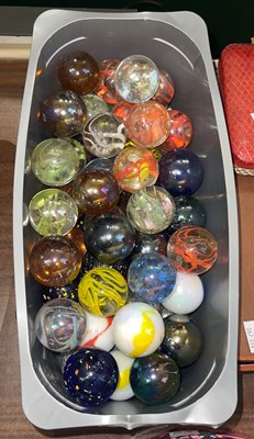 Lot 358 - A box of assorted marbles of large form, to...