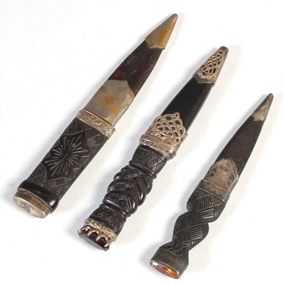 Lot 151 - A Scottish silver mounted sgian dubh, with...