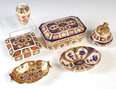 Lot 412 - A group of six Royal Crown Derby Imari pattern...