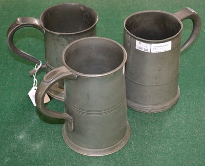 Lot 530 - An early 19th century Scottish pewter Quart...